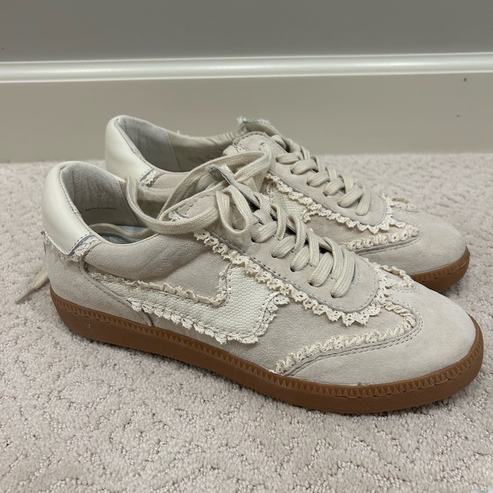 Dolce Vita Notice Sneakers